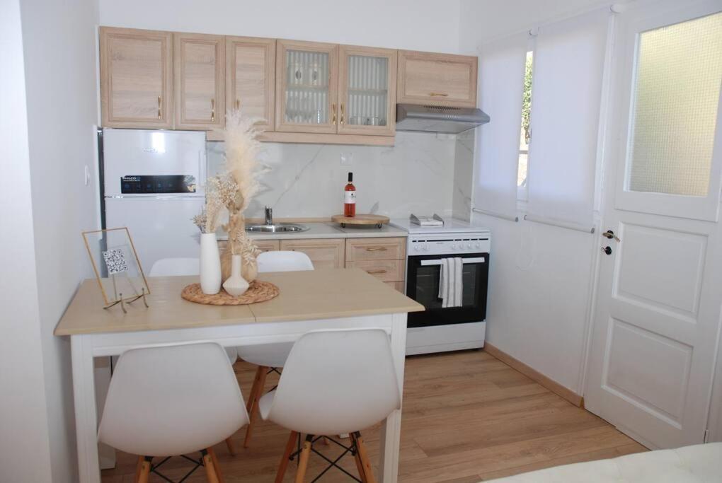 360ᵒ Lepanto Apartment 纳弗帕克托斯 外观 照片